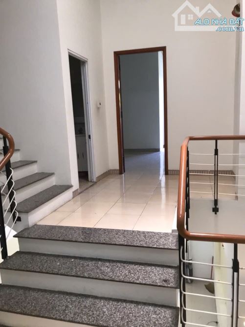 🔥 Nhà 2 tầng đường Ngọc Hồi . // biển Nguyễn Tất Thành  - Diện 75m2 ngang 5m - 7