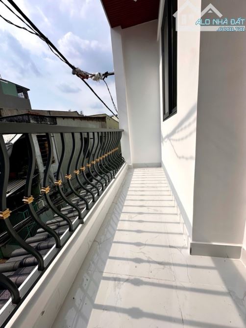 VỊ TRÍ ĐẸP - HẺM 4M THÔNG TỨ TUNG - NHÀ 2 TẦNG MỚI ĐẸP - HƯƠNG LỘ 2 - GIÁP TÂN PHÚ - 36M2 - 7