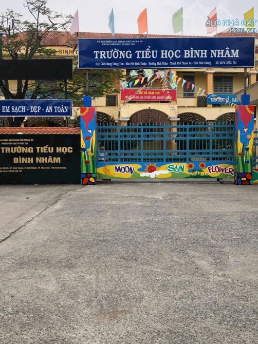 LÁI THIÊU NHÀ 3 TẦNG DT 100 M2 GIÁ 6,2 TỶ TL - 7