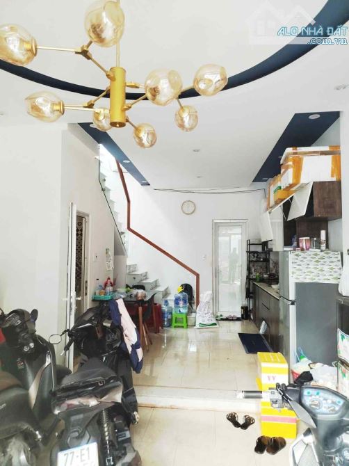 Chính chủ cần bán nhanh căn nhà 2 tầng đường lê đình lý - 7