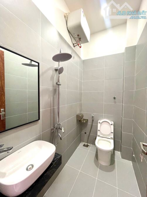 BÁN NHÀ 3 TẦNG, VỊ TRÍ ĐẸP, HOÀNG DIỆU, TRUNG TÂM HẢI CHÂU. 4.55 TỶ - 7