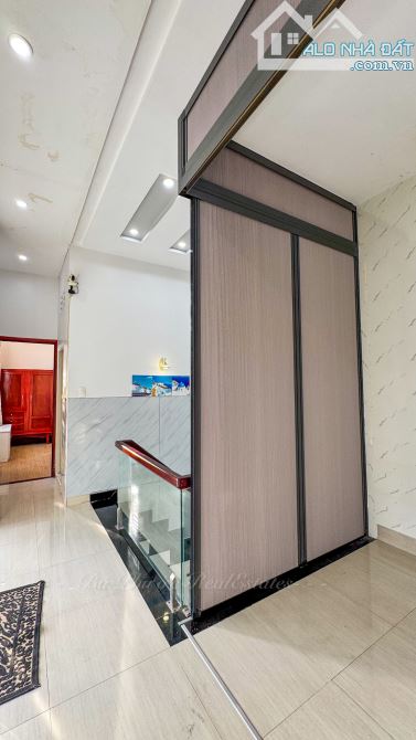 Nhà Lầu Góc 2 Mặt Tiền Trục chính Hẻm Lộ Nhựa Cách Vincom Hùng Vương 150m - 7