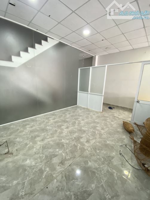 Bán nhà 1T1L 6x28m hoàn công, mặt tiền Trần Quốc Toản p.Dĩ An, đang thuê 28tr/th - 8