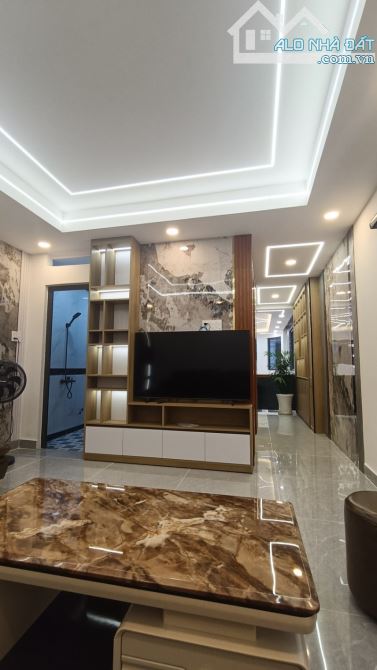 Nhà Sang Hiện Đại Góc 2 Mặt Tiền 5 Tầng Có Thang Máy Ngay Chợ Ở & KD - 8