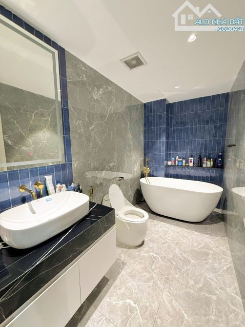 SIÊU PHẨM nhà phố 4 Tầng mặt tiền đường 7B AN PHÚ Q2 DT: 100m2 Giá: 28.8 Tỷ - 8