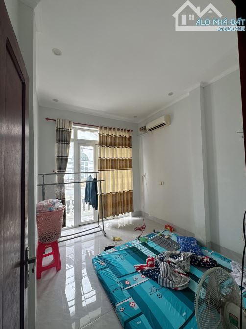BÁN NHÀ TRỤC CHÍNH ĐẦU KHU DÂN CƯ - HẺM TỔ 1 ĐƯỜNG NGUYỄN VĂN LINH - 8