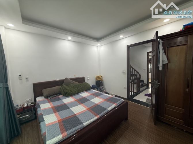 ĐẠI TỪ- 48m2- NGÕ NÔNG - Ô TÔ ĐỖ CỔNG- NHÀ ĐẸP - 2 THOÁNG - 8