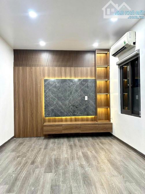 BÁN HÀO - LÔ GÓC 2 MẶT TIỀN – NHÀ ĐẸP ĐỐNG ĐA 28m², 5 TẦNG, NỘI THẤT XỊN – GIÁ 5.8 TỶ - 8