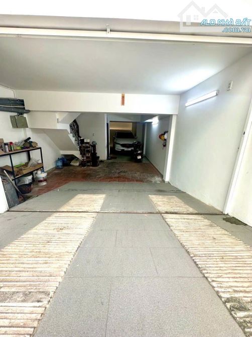 Hẻm Xe Tải, Gần MT Phan Văn Trị, 82m², 5x 17m, có hầm  5 tầng - 17, 3 Tỷ - 8