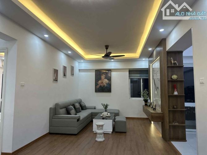 CĂN HỘ CHUNG CƯ Lilama 52 Lĩnh Nam-115m2 - 3 phòng ngủ-2 wc - 8