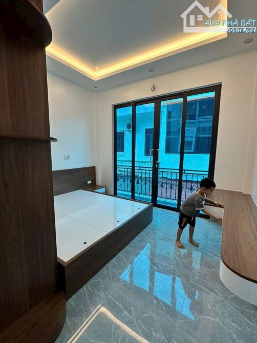 Bán căn nhà 3 tầng ngõ phố Bình Lộc, ph Lê Thanh Nghị, Tây HP, 52.6m2, 3 ngủ, 3vs, mt 4m - 8