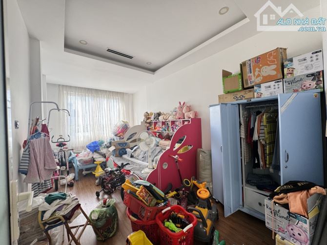 Thật 100% Nhà 4 Tầng Linh Xuân, DT 82m Ngang 7m,Hẻm Xe Hơi giá Hơn 4 tỷ - 9