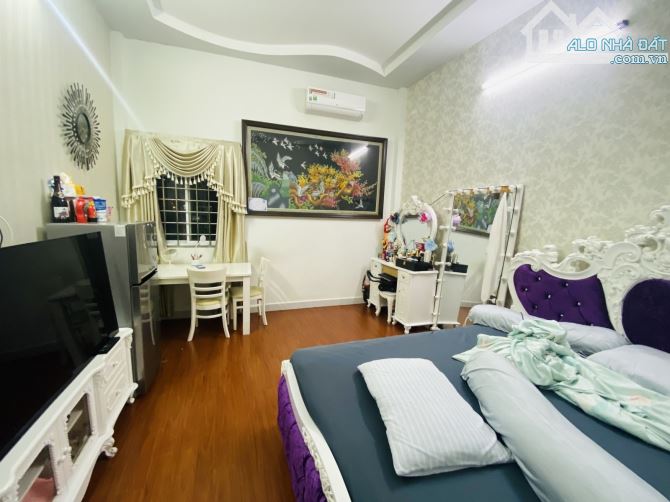 🚘 QUẬN 8 – NHÀ 3 TẦNG MỚI ĐẸP – XE HƠI TỚI CỬA 🏡 💰 Giá chỉ nhỉnh 8 tỷ 📐 - 9