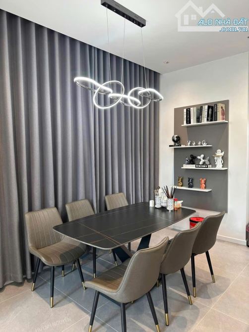 BÁN NHÀ 1 TRỆT 1 LẦU MT ĐINH ĐỨC THIỆN CẦN ĐƯỚC LONG AN– 100M2 – GIÁ CHỈ 2 TỶ – SHR - 9