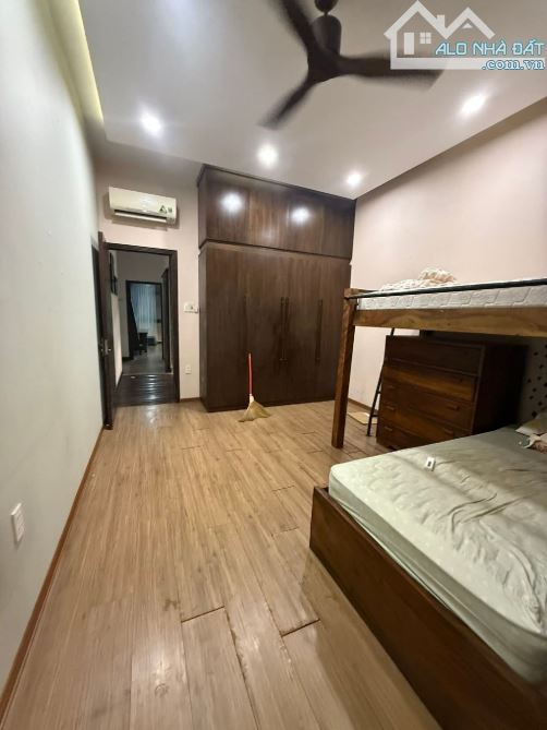 🎉🎉Nhà 2 mê 2 tầng MẶT TIỀN đường BÀU HẠC 3 , đường 5m5 có lề , sát đường Nguyễn Hoàng - 9