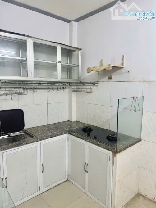 BÁN NHÀ 3 TẦNG GIÁ RẺ – LIÊN KHU 7-3-KÊNH NƯỚC ĐEN- 32m2 giá 3.6 TỶ - 9