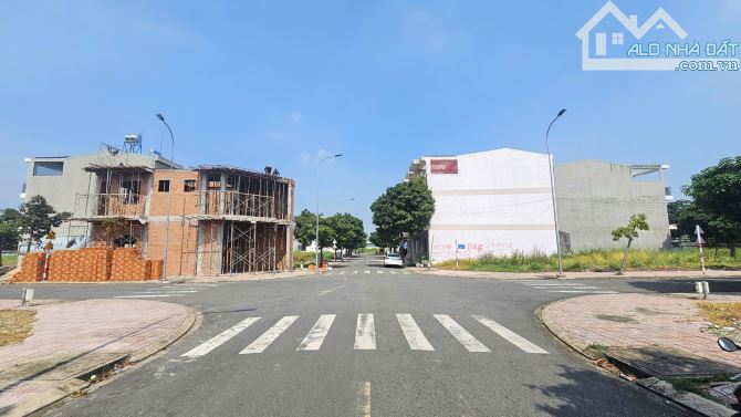 Bán 21 lô đất, đường Thuận An Hòa KDC Lê Phong Thuận Giao p. Thuận Giao gần chợ 185 - 9