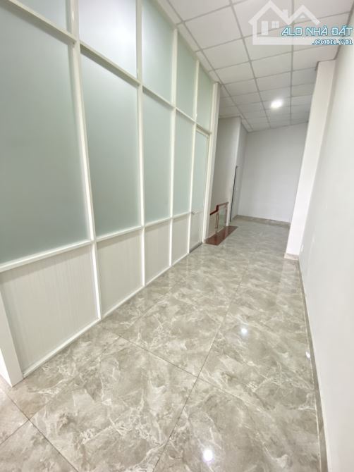 Bán nhà mới 1T1L 6x26m hoàn công, mặt tiền Trần Quốc Toản, P. Dĩ An, đang thuê 25tr/th - 9