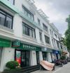 CHO THUÊ NHÀ NGUYÊN CĂN TẠI VINHOME HÀM NGHI .DT : 145 M * 5 TẦNG , MT : 6M . CHIA PHÒNG,