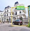 Bán biệt thự 1 trệt 2 lầu, Khu Dân Cư Tín Nghĩa, phía sau nhà Hàng Cây Dừa.   + địa chỉ: t