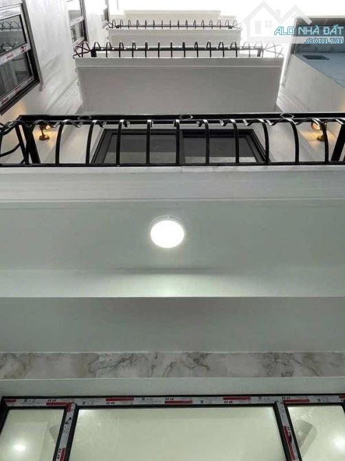 Bán nhà Trương Định. Nhà đẹp - Thang máy nhập khẩu - đầy đủ công năng - tiện ích.