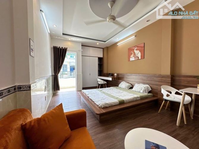 Cần bán CCMN Triều Khúc 45m-7 tầng-thang máy-11 phòng-gần 5 đại học-10,77 tỷ