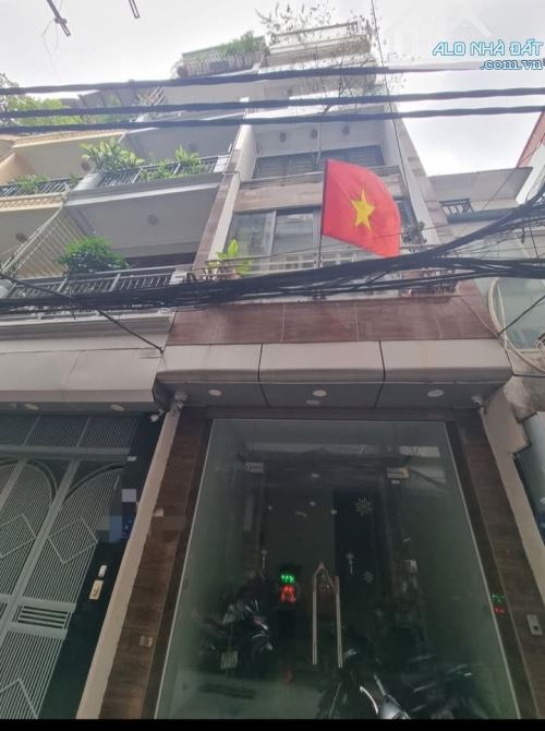 Cần bán nhà Thái Thịnh 7tầng thang máy full nội thất.