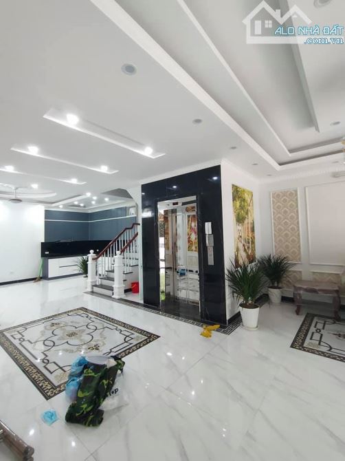 NHÀ ĐẸP 7T THANG MÁY TRẦN QUÝ CÁP ĐỐNG ĐA- 2 THOÁNG GẦN PHỐ GẦN HỒ– 48M2/7T/GIÁ 11 TỶ