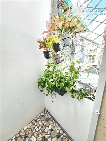 Nhà Gò Vấp giá rẻ hẻm to không quy hoạch lộ giới đường Quang Trung Phường 10 SHR