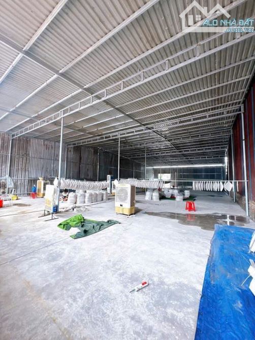 Cho thuê xưởng 2000m2 ngoài khu  P - phước tân -biên hoà - đồng nai
