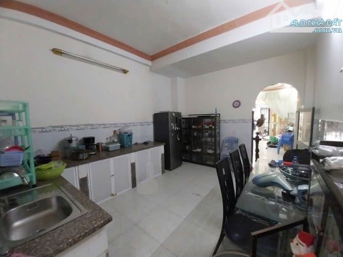 MẶT TIỀ.N NỘI BỘ TÂN HÒA ĐÔN.G - ĐƯỜNG XE TẢI - ( 5X17M )