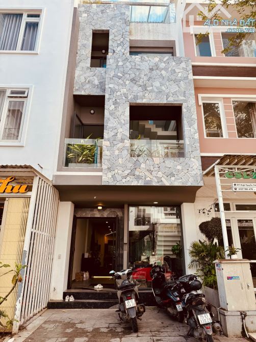 Nhà đẹp trong KQH bậc nhất trung tâm Đà Lạt