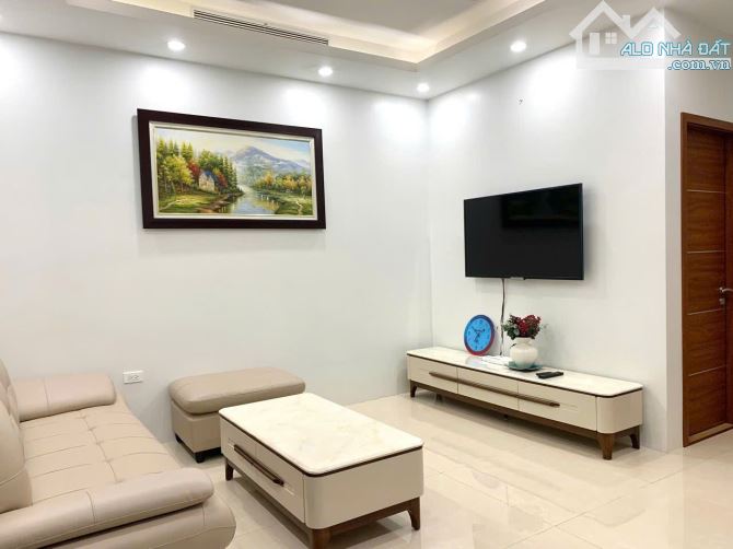 Cho thuê căn 2 ngủ 1wc dự án Sun Grand Thuỵ Khuê Tây Hồ đủ đồ giá 15tr/ tháng
