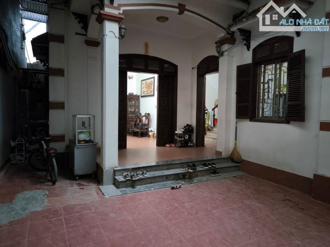 BÁN MẢNH ĐẤT PHỐ ĐỘI CẤN - BA ĐÌNH - Ô TÔ TRÁNH
