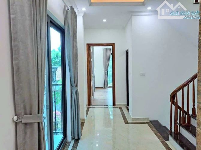 NGÔ QUYỀN HÀ ĐÔNG - DT42M/6T -TẶNG NỘI THẤT - OTO ĐỖ - NGÕ SẠCH THOÁNG-AN NINH TỐT