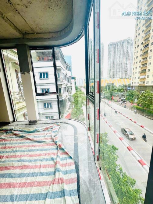 Nhà Mặt phố Nguyễn Chánh Cầu Giấy 70m2 8 tầng mặt tiền 4.7m