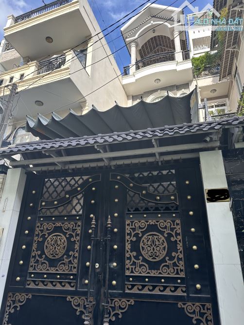 HIẾM! Mặt tiền 4tầng gần LÊ ĐỨC THỌ Phường 6 DTSD268m2 NGANG đẹp 4.3m khu đồng bộ. Nhà đẹp