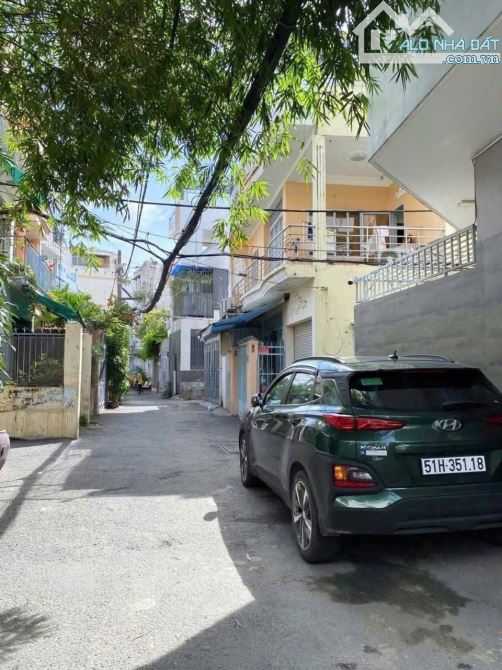 NHÀ ĐẸP NGUYỄN KIỆM GÒ VẤP – XE HƠI ĐỖ CỬA – SÁT SÂN BAY – 5.6 TỶ