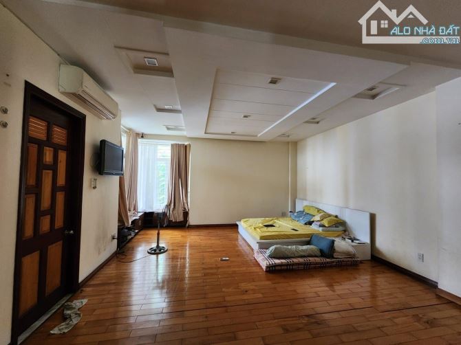 Bán nhà 2mt đường Thạch Thị Thanh thông Võ Thị Sáu, Tân Định, Quận 1, 5.5x20m, giá 21.5 ỷ