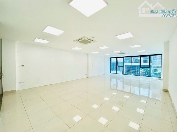 Cho thuê nhà KĐT Galaxy Tố Hữu. DT 91m2, 6 tầng, thang máy, full điều hòa. Ô tô đỗ cửa