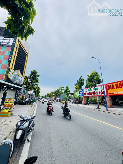 BÁN ĐẤT 2 MẶT TIỀN LÊ THỊ HÀ - HÓC MÔN - GIÁ 115 tỷ