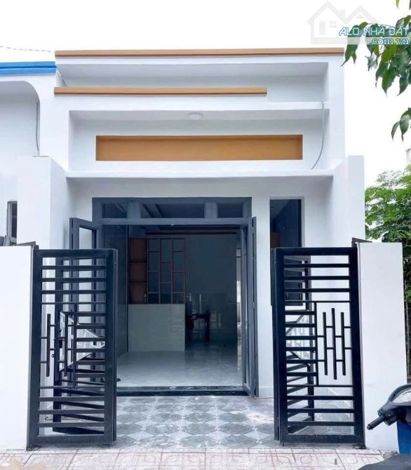 Nhà Cấp 4 diện tích 〖100m〗^2 Cực Kì Xịn Sò, Sổ Hồng Riêng, Full Thổ Cư