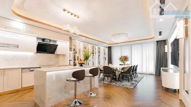 Nghĩa Tân, lõi Cầu Giấy,phân lô ô bàn cờ, gara, thông sàn, thang máy,79m2x9T,mặt tiền 5.8m