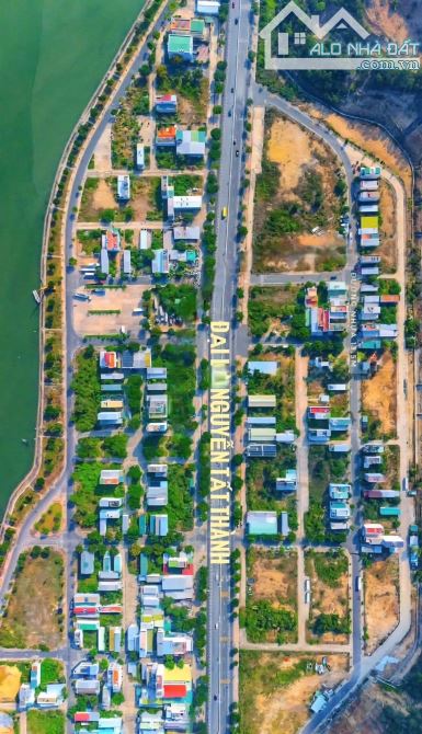 Bán đất mặt tiền, mặt Đường Nguyễn Tất Thành, khu TĐC Hòn Rớ 2, Nha Trang, Khánh Hòa