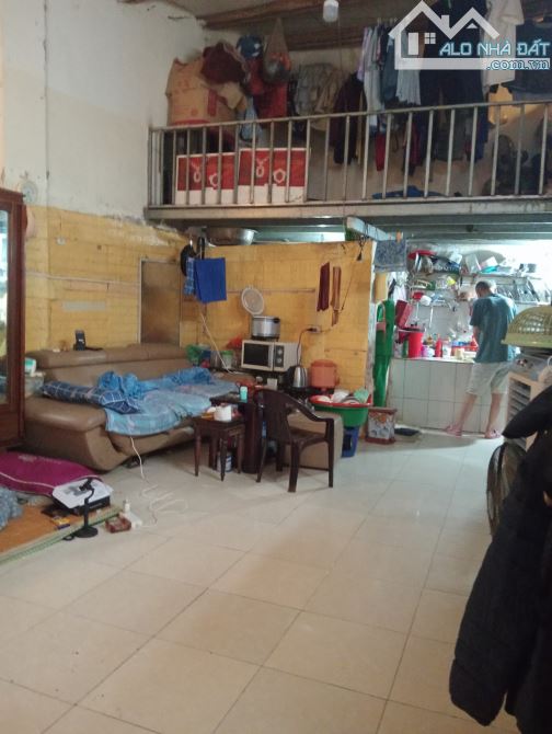 Bán nhà cấp 4 đ.Nguyễn Đức Cảnh, 36m2, gần các trường đại học, dân cư đông đúc.