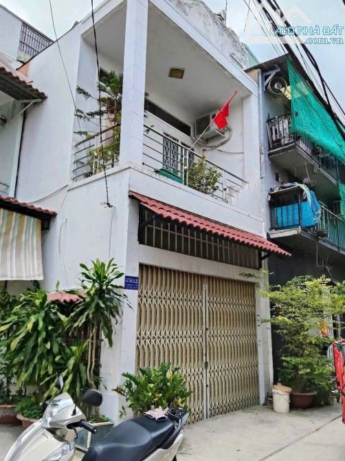 "Bán nhà Hương Lộ 3 gần Aeon Tân Phú 300m, 4x12m nở hậu, giá chỉ 4.5 tỷ"