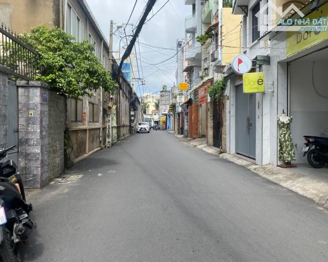 Bán Nhà Thành Thái, Quận 10: DT 70m², 4 Tầng, 4PN, Tiện Ích Ngập Tràn, Chỉ 15 Tỷ!