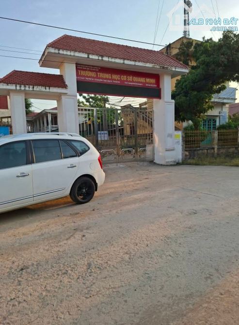 BÁN 100M ĐẤT QUANG MINH -LƯƠNG TÀI -TRỤC CHÍNH KINH DOANH -2 OTO TRÁNH THÔNG -1.98 TỶ