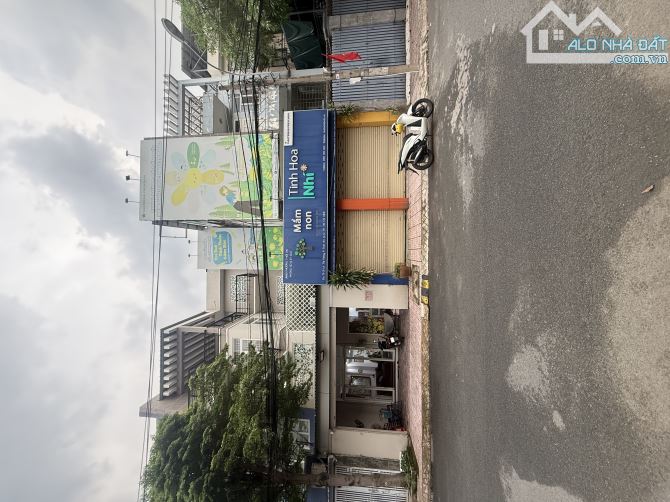 Biệt thự KDC Phú nhuận. 7x20 4 tầng. 4PN. Đường 12m view công viên. 11tỷ hơn