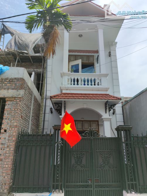 SIÊU PHẨM - NHÀ 3 TẦNG, TRỤC CHÍNH VỪA Ở VỪA KINH DOANH, 2 Ô TÔ TRÁNH, GẦN CẦU THƯỢNG CÁT - 2